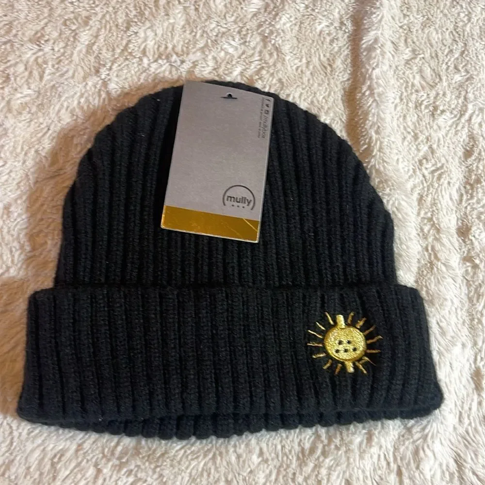 NWT kids beanie mullybox